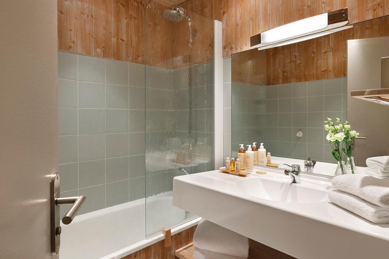 Ours Blanc Hotel & Spa Сен-Мартен-дьо-Белвил Стая снимка